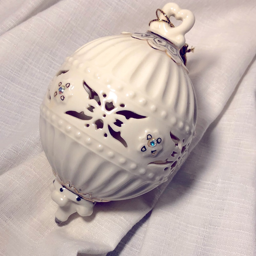 Lenox 2004 Ornament
